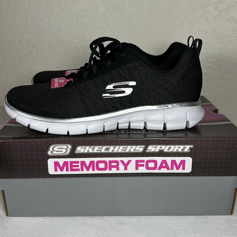 SKECHER SPORT Memory Foam Women’s Size 7 Brand New - Picture 6 of 8
